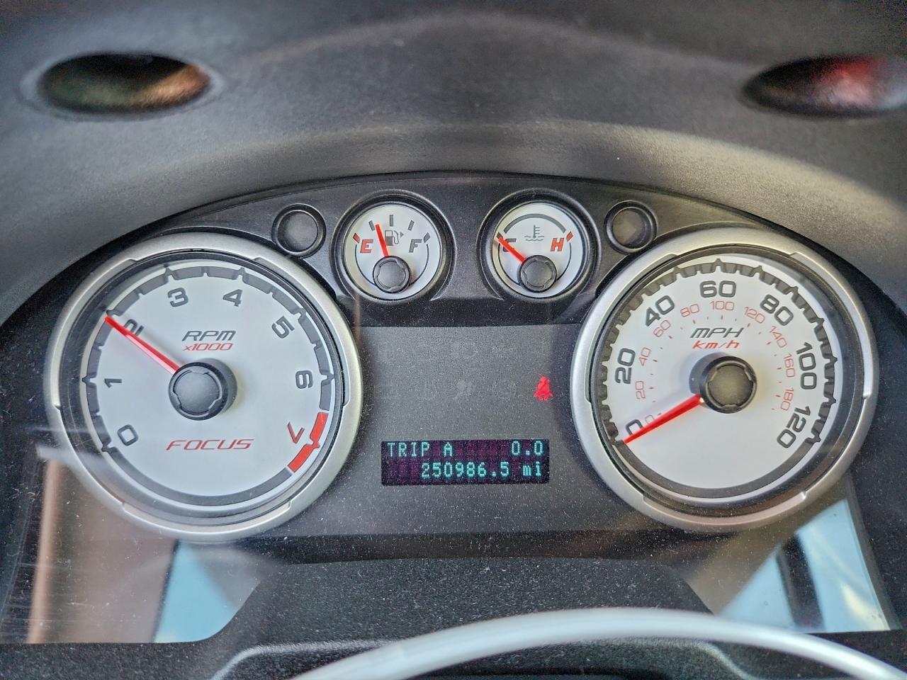 2008 FORD FOCUS SE photo 25