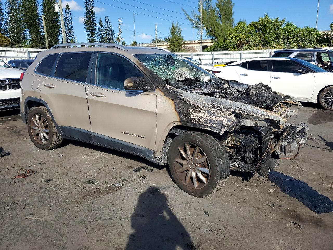 2014 JEEP CHEROKEE LIMITED photo 4