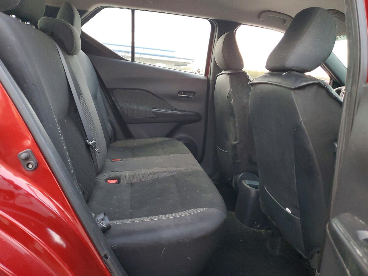 2019 NISSAN KICKS S photo 11