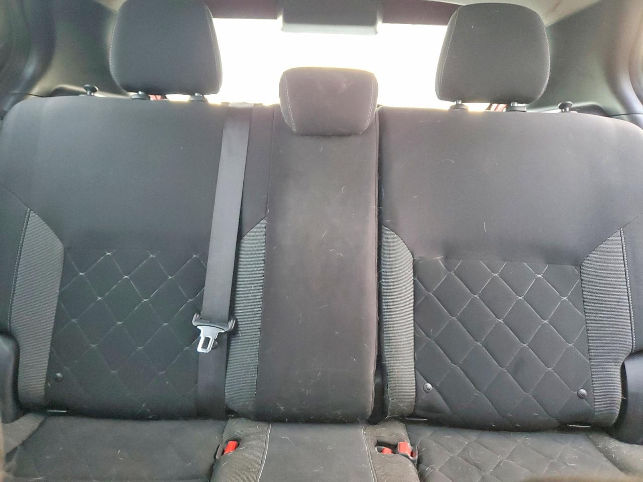 2019 NISSAN KICKS S photo 10