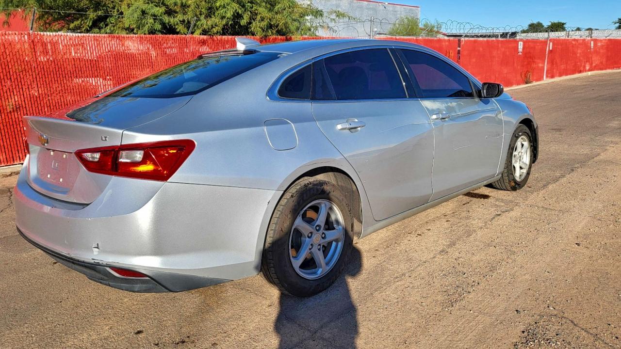 2018 CHEVROLET MALIBU LT photo 4