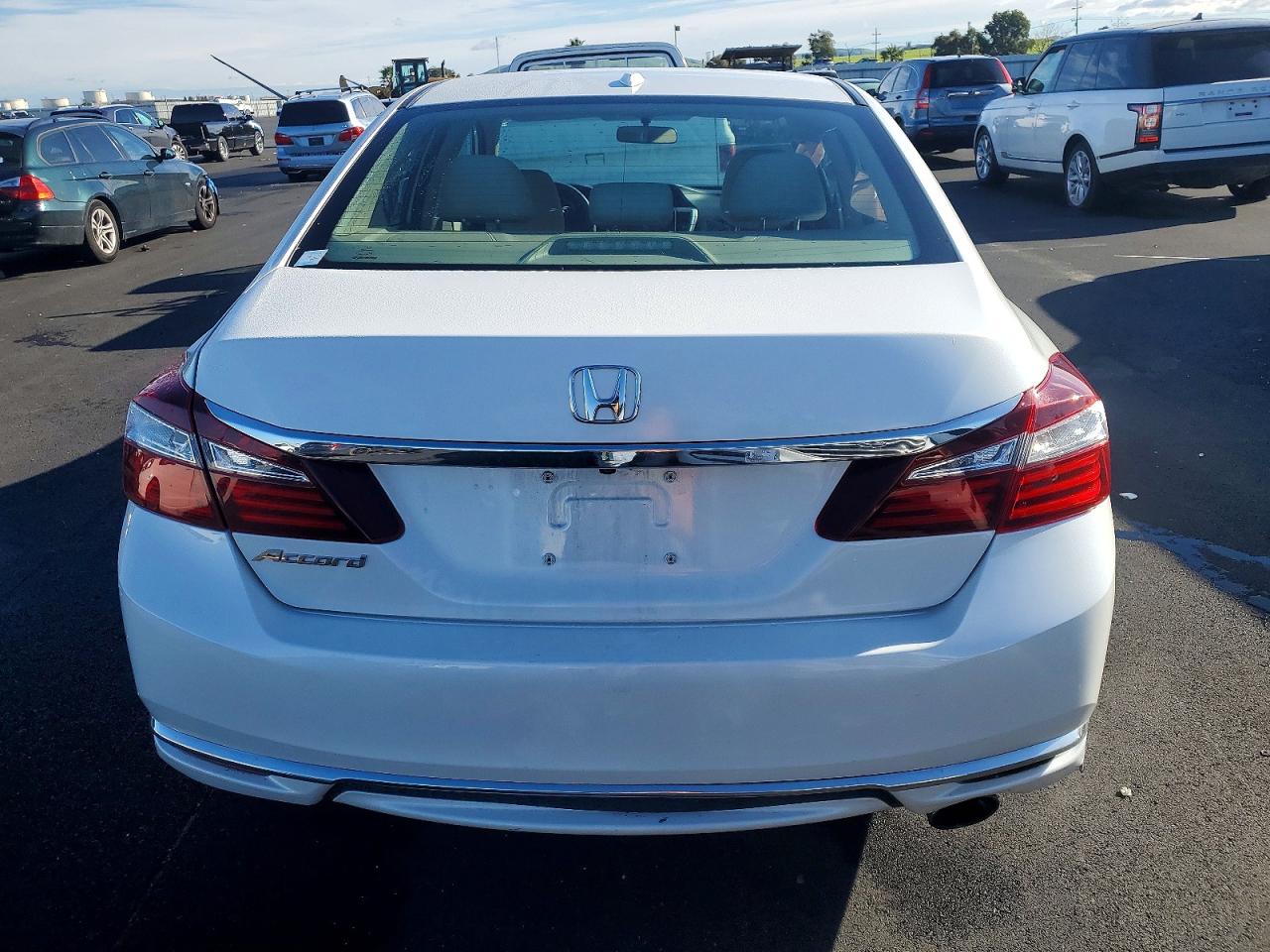 2016 HONDA ACCORD EX photo 6