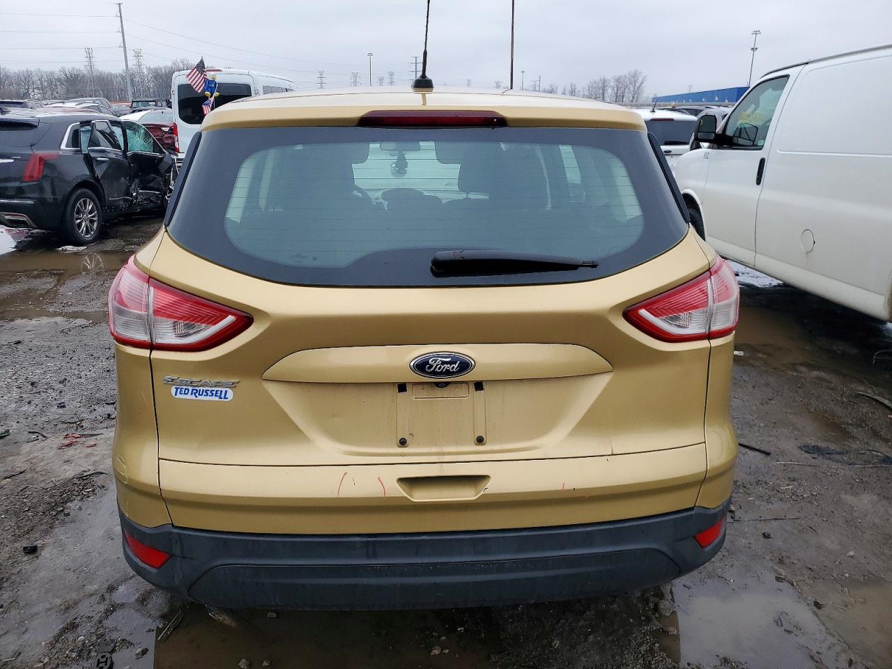 2015 FORD ESCAPE S photo 6