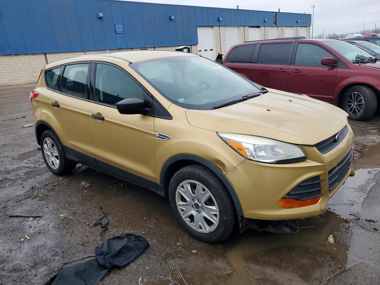 2015 FORD ESCAPE S photo 4