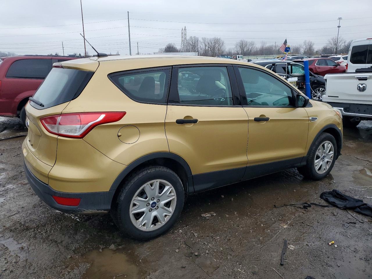 2015 FORD ESCAPE S photo 3