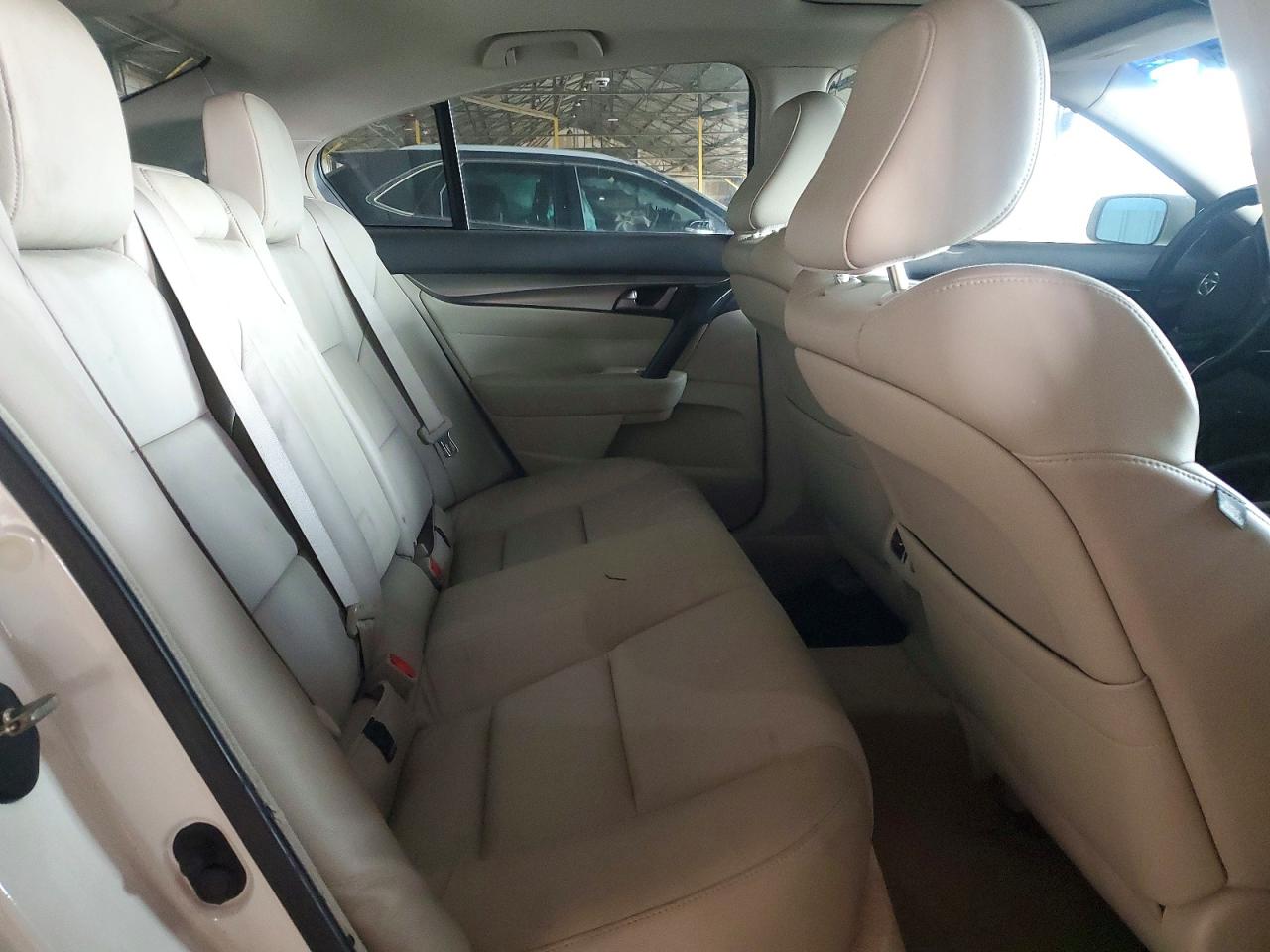 2011 ACURA TL photo 10