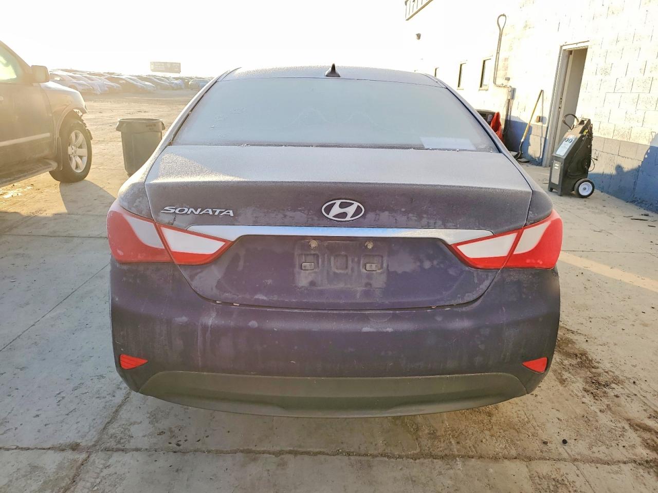 2014 HYUNDAI SONATA photo 6