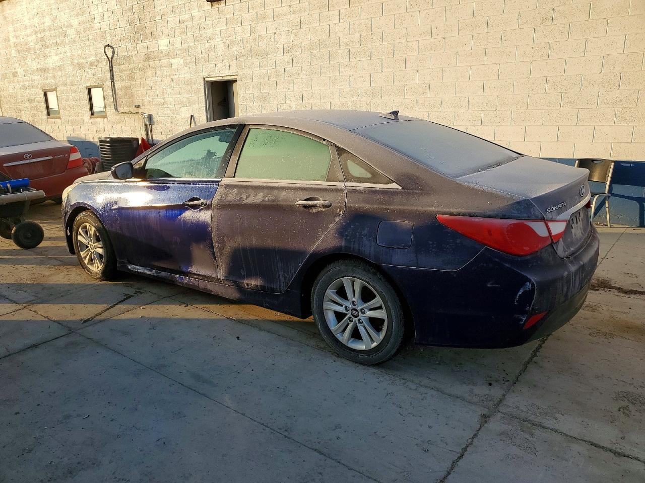 2014 HYUNDAI SONATA photo 2