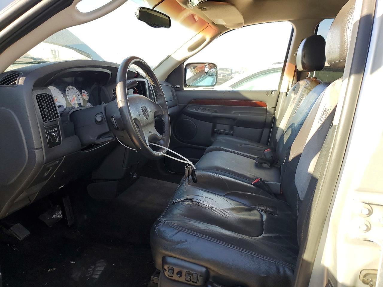 2002 DODGE RAM 1500 photo 7