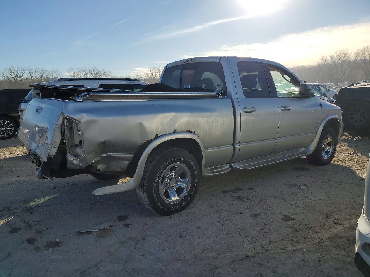 2002 DODGE RAM 1500 photo 3