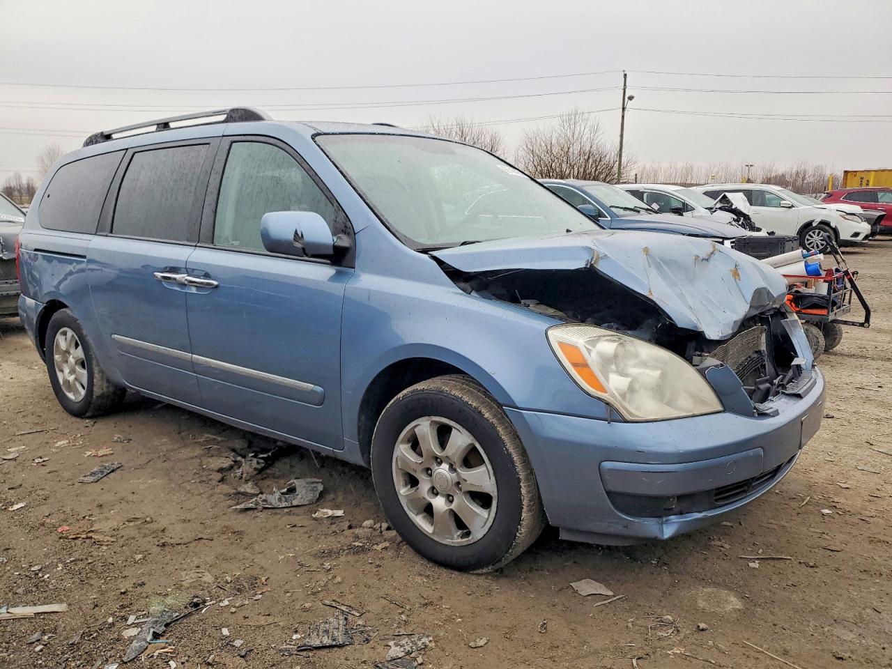 2007 HYUNDAI ENTOURAGE GLS photo 4