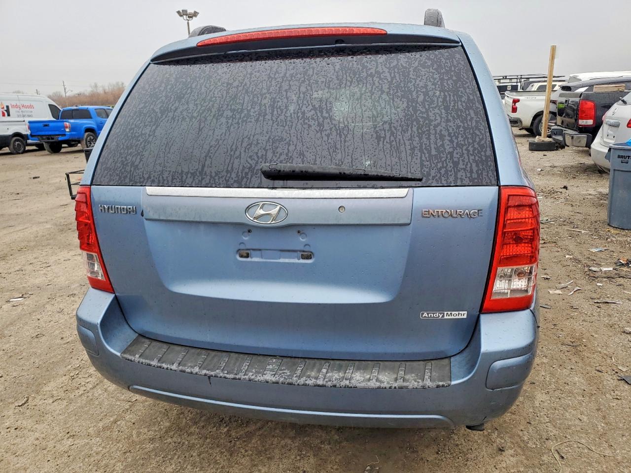 2007 HYUNDAI ENTOURAGE GLS photo 6