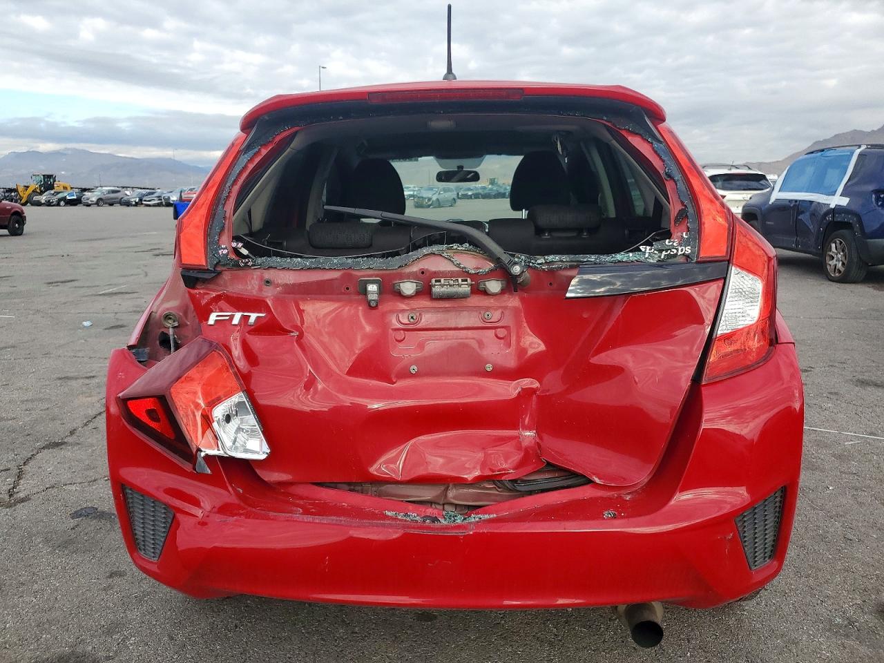 2015 HONDA FIT LX photo 6
