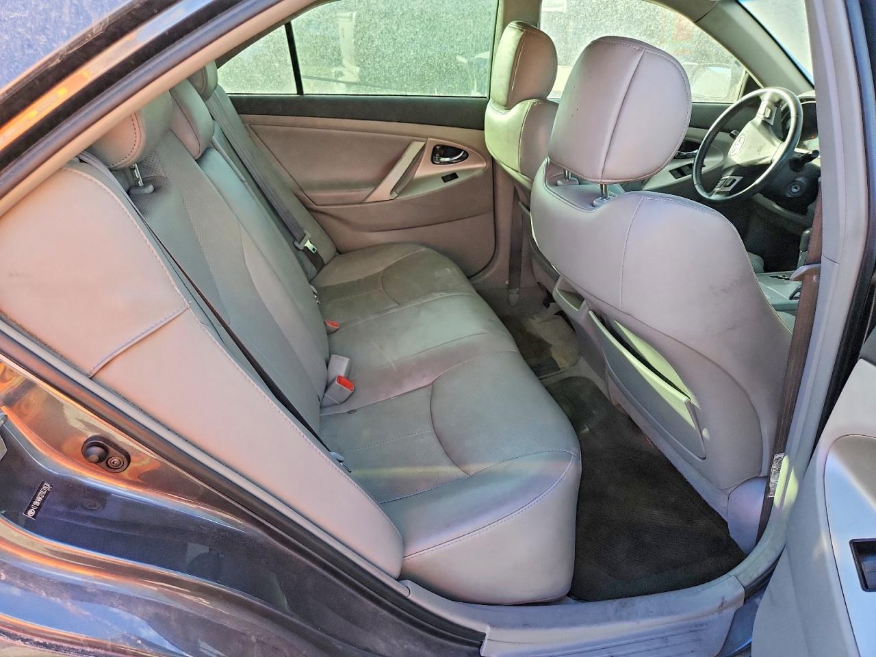 2007 TOYOTA CAMRY LE photo 11