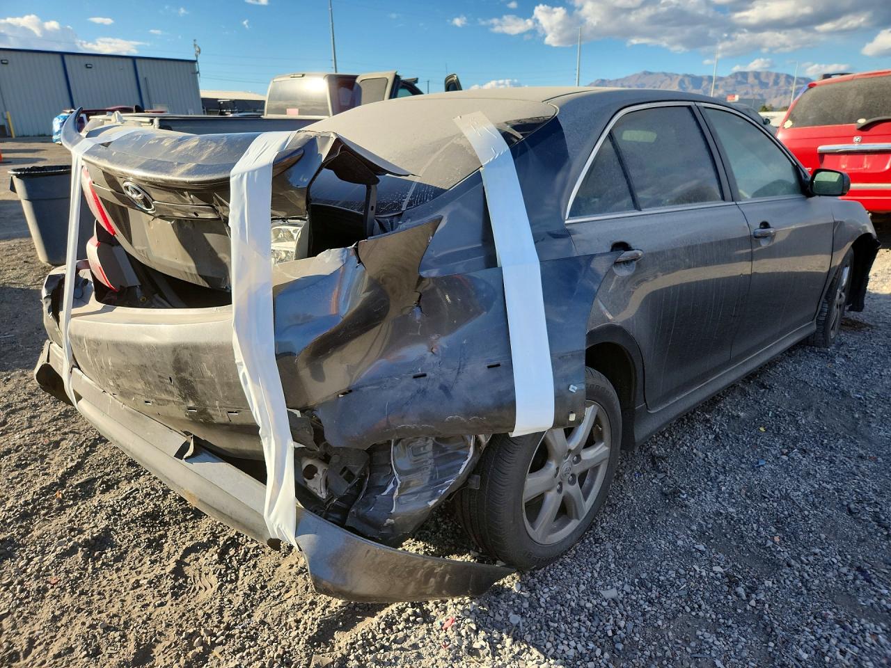 2007 TOYOTA CAMRY LE photo 3
