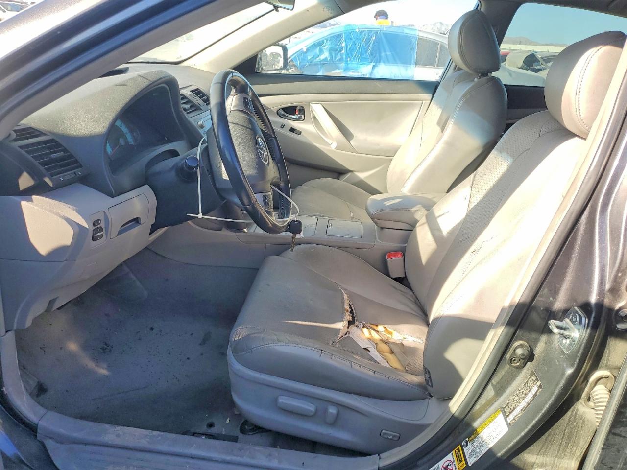 2007 TOYOTA CAMRY LE photo 7