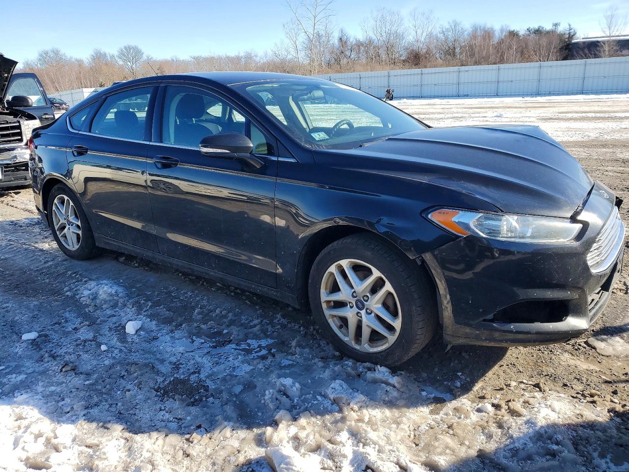 2015 FORD FUSION SE photo 4