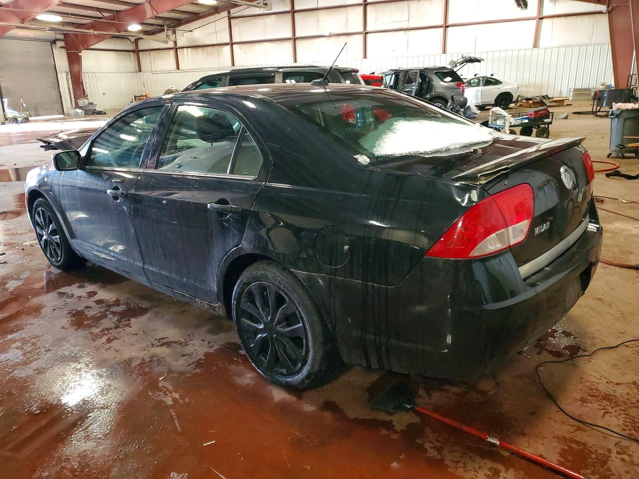 2010 MERCURY MILAN photo 2