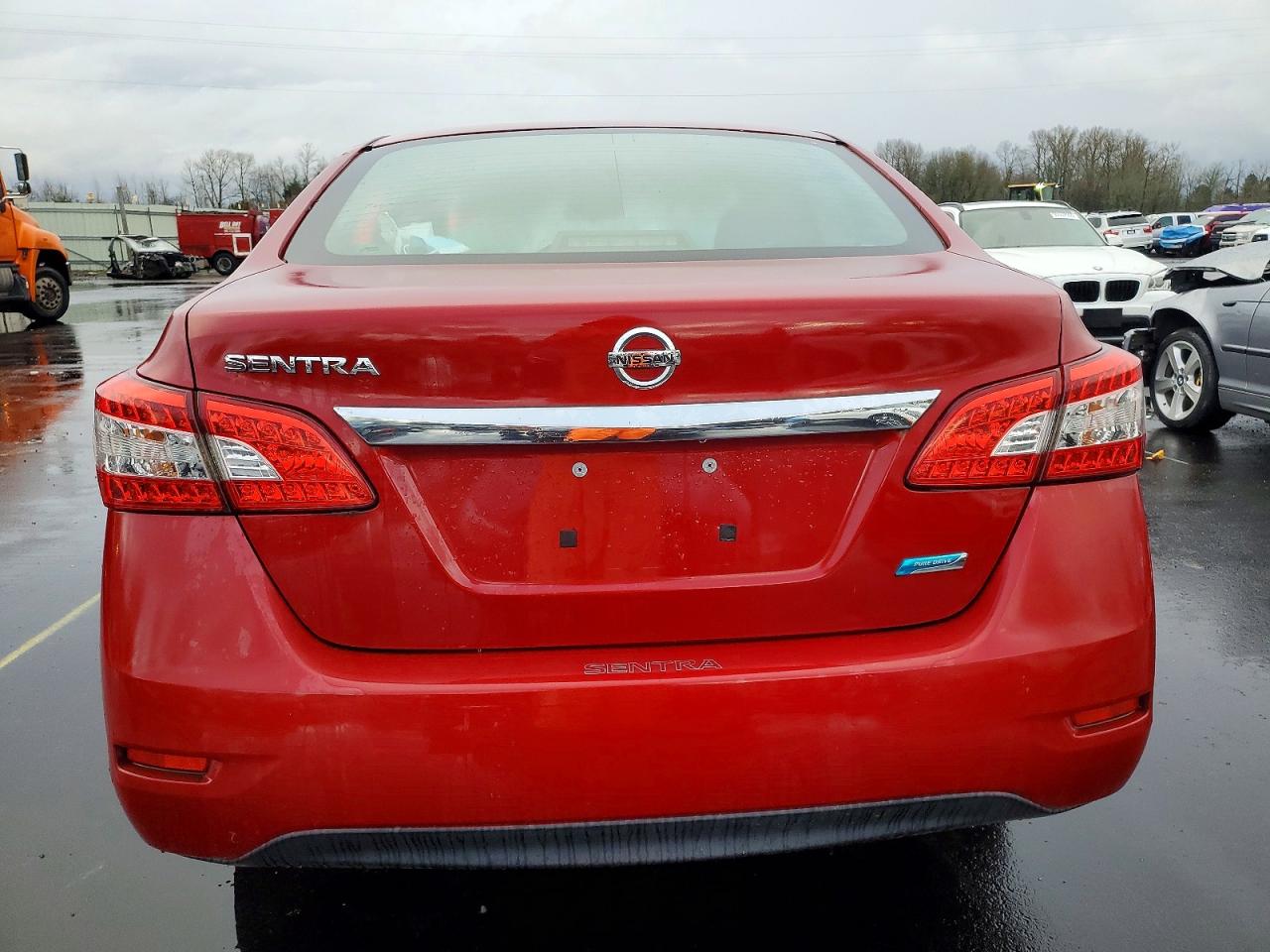 2014 NISSAN SENTRA S photo 6