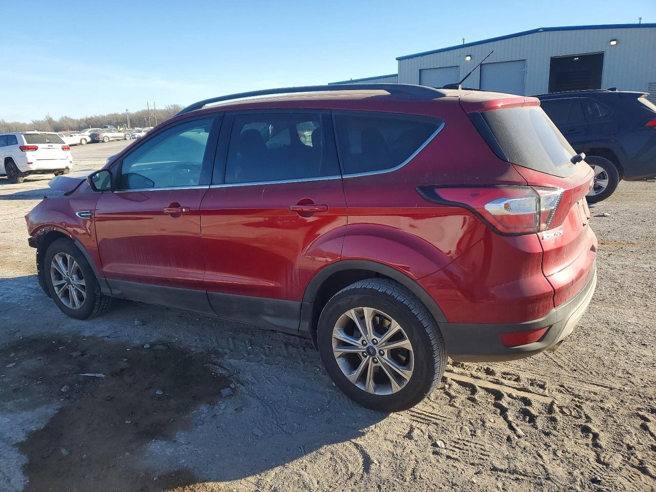 2018 FORD ESCAPE SE photo 2