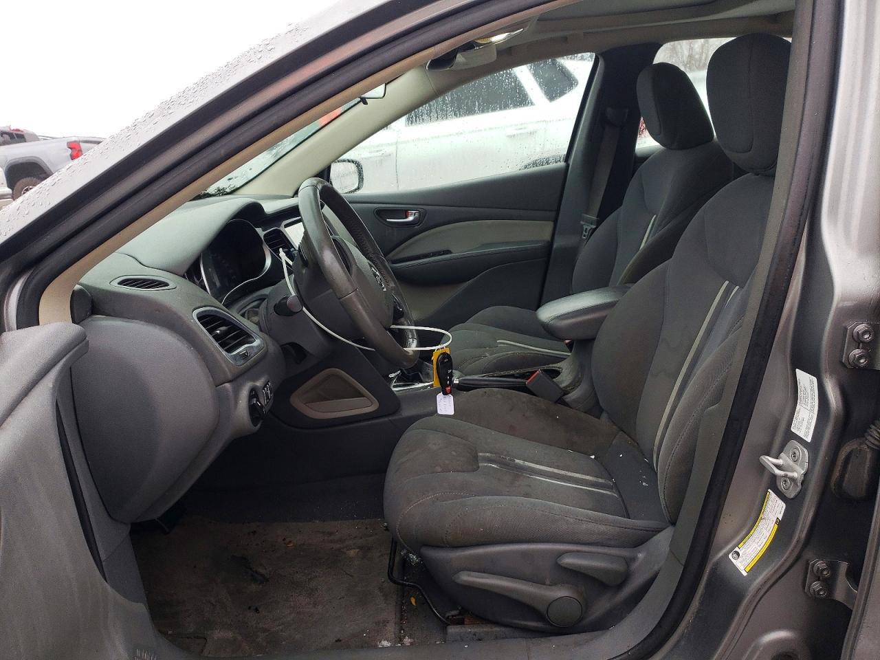 2013 DODGE DART SXT photo 7