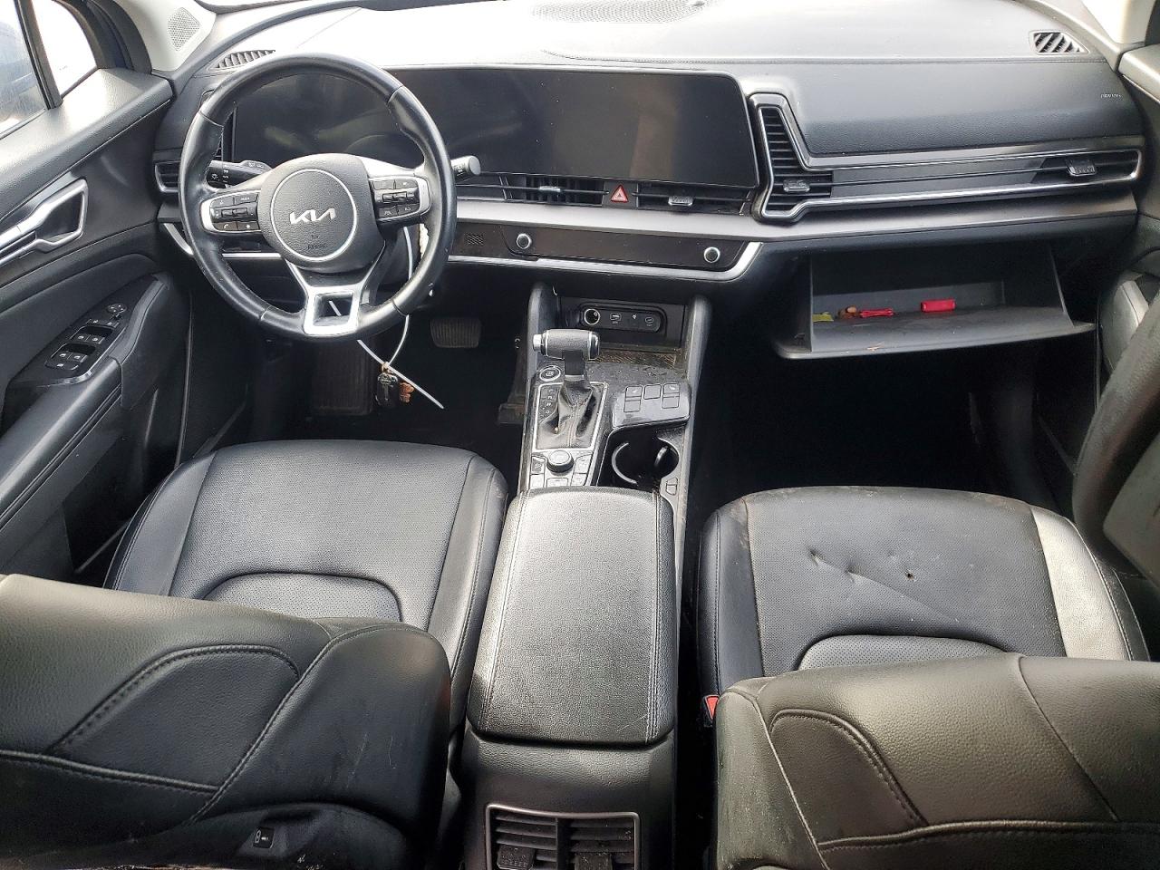 2023 KIA SPORTAGE EX photo 8