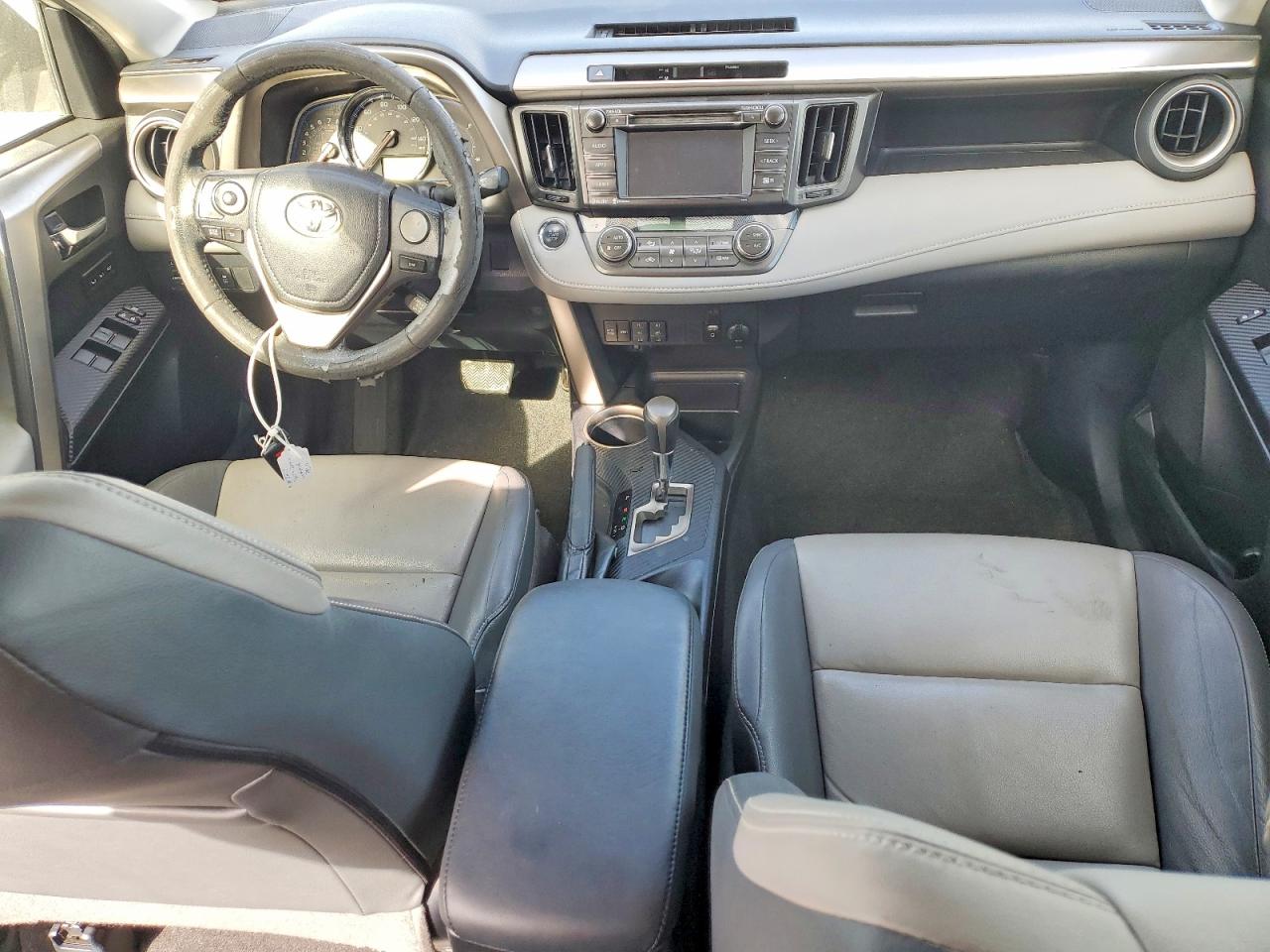 2015 TOYOTA RAV4 LIMITED photo 8