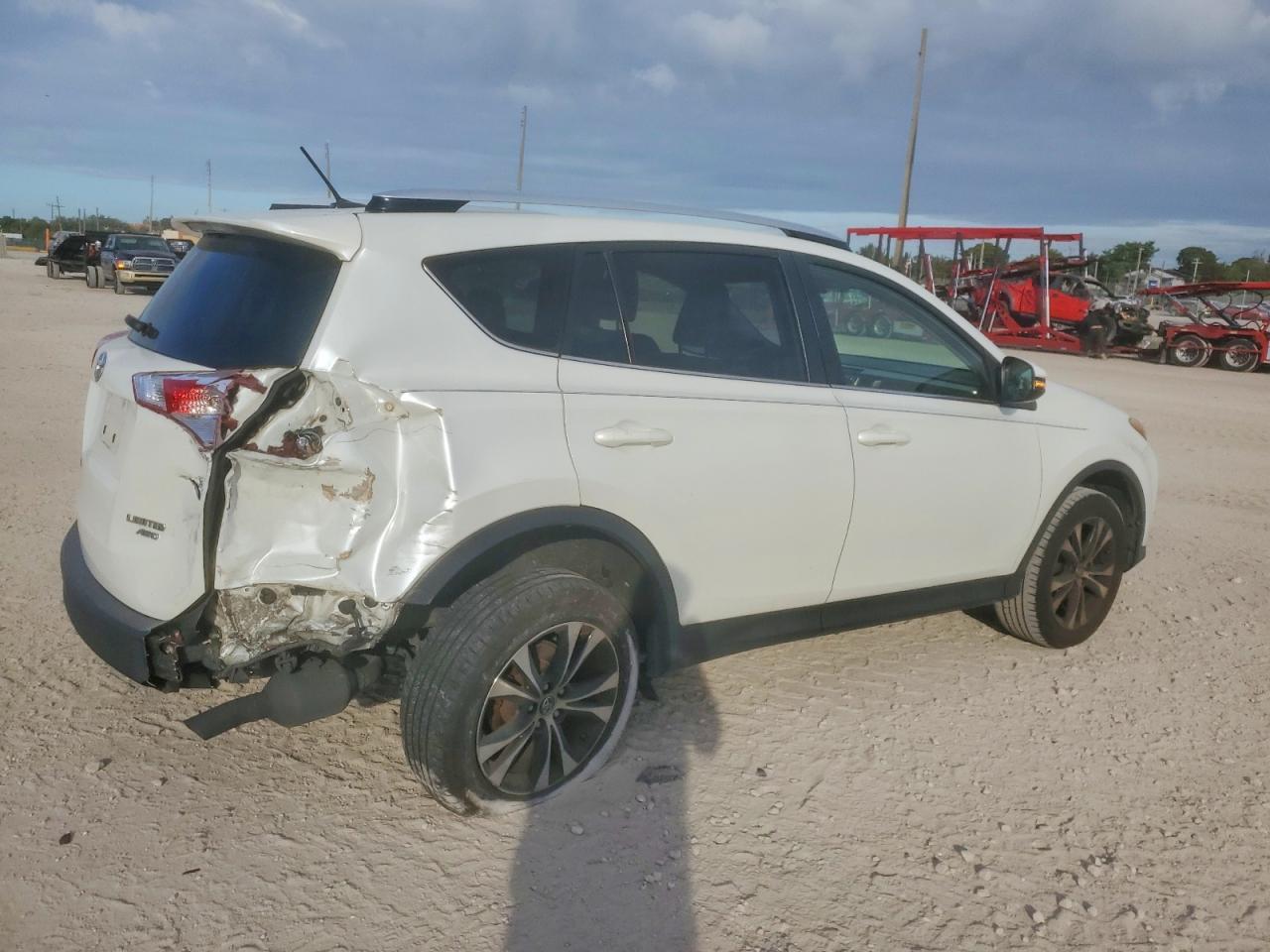 2015 TOYOTA RAV4 LIMITED photo 3