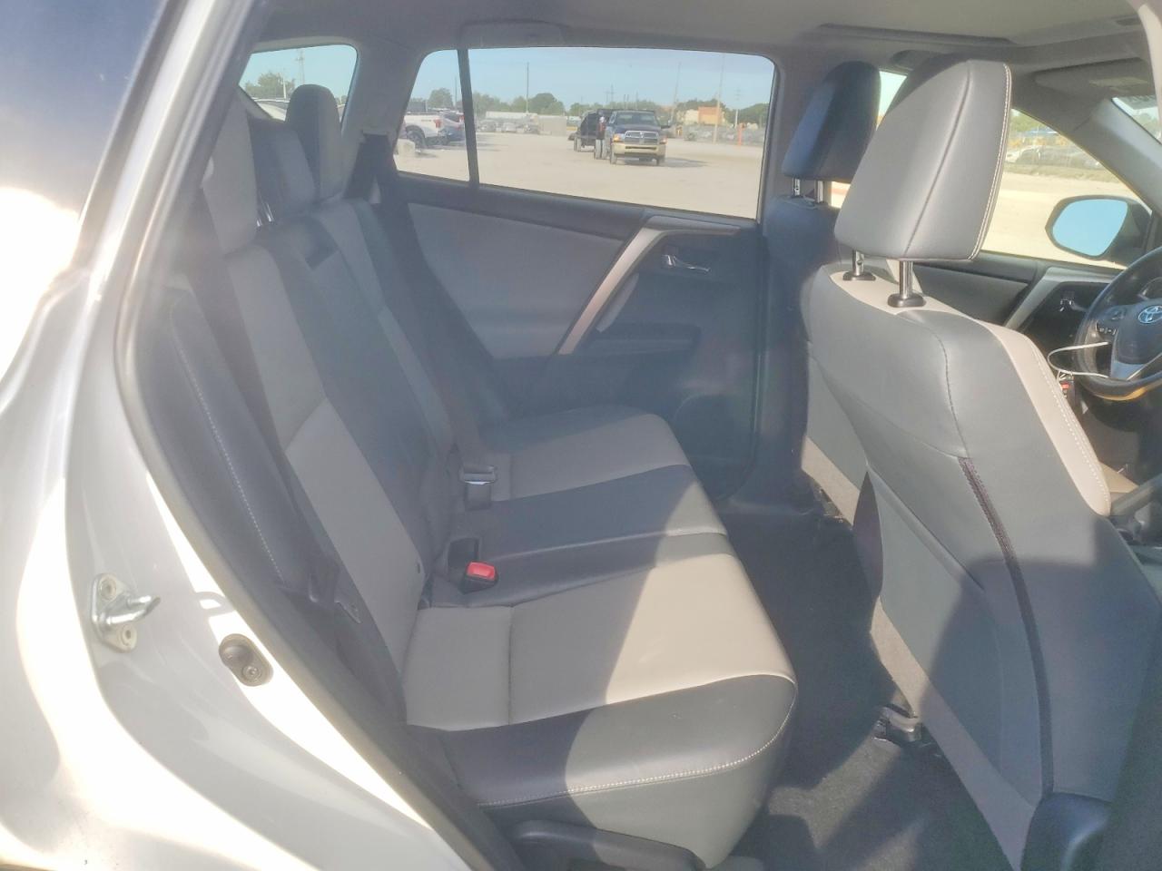 2015 TOYOTA RAV4 LIMITED photo 10