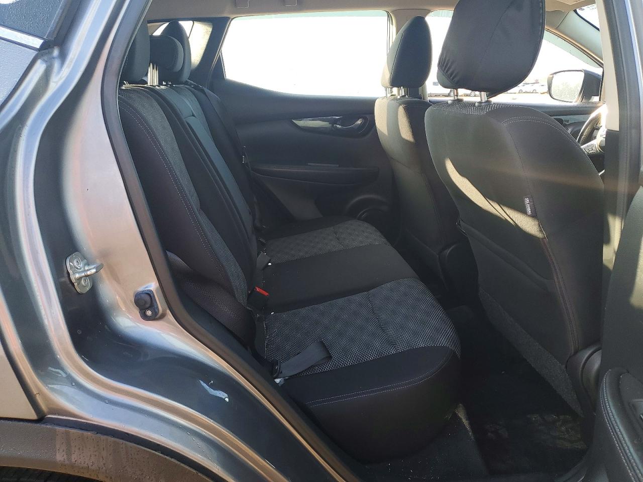2019 NISSAN ROGUE SPORT S photo 10