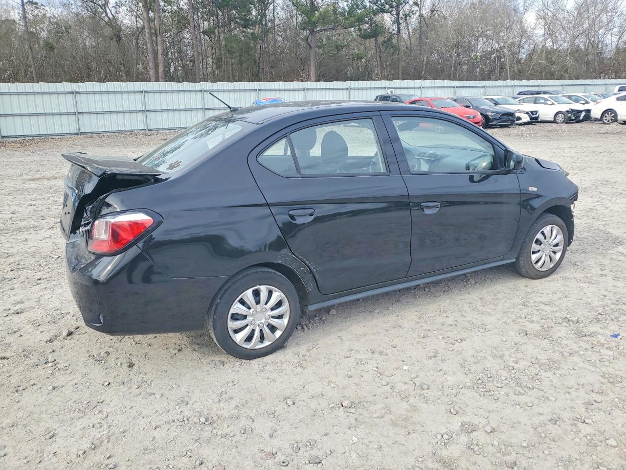 2024 MITSUBISHI MIRAGE G4 ES photo 3