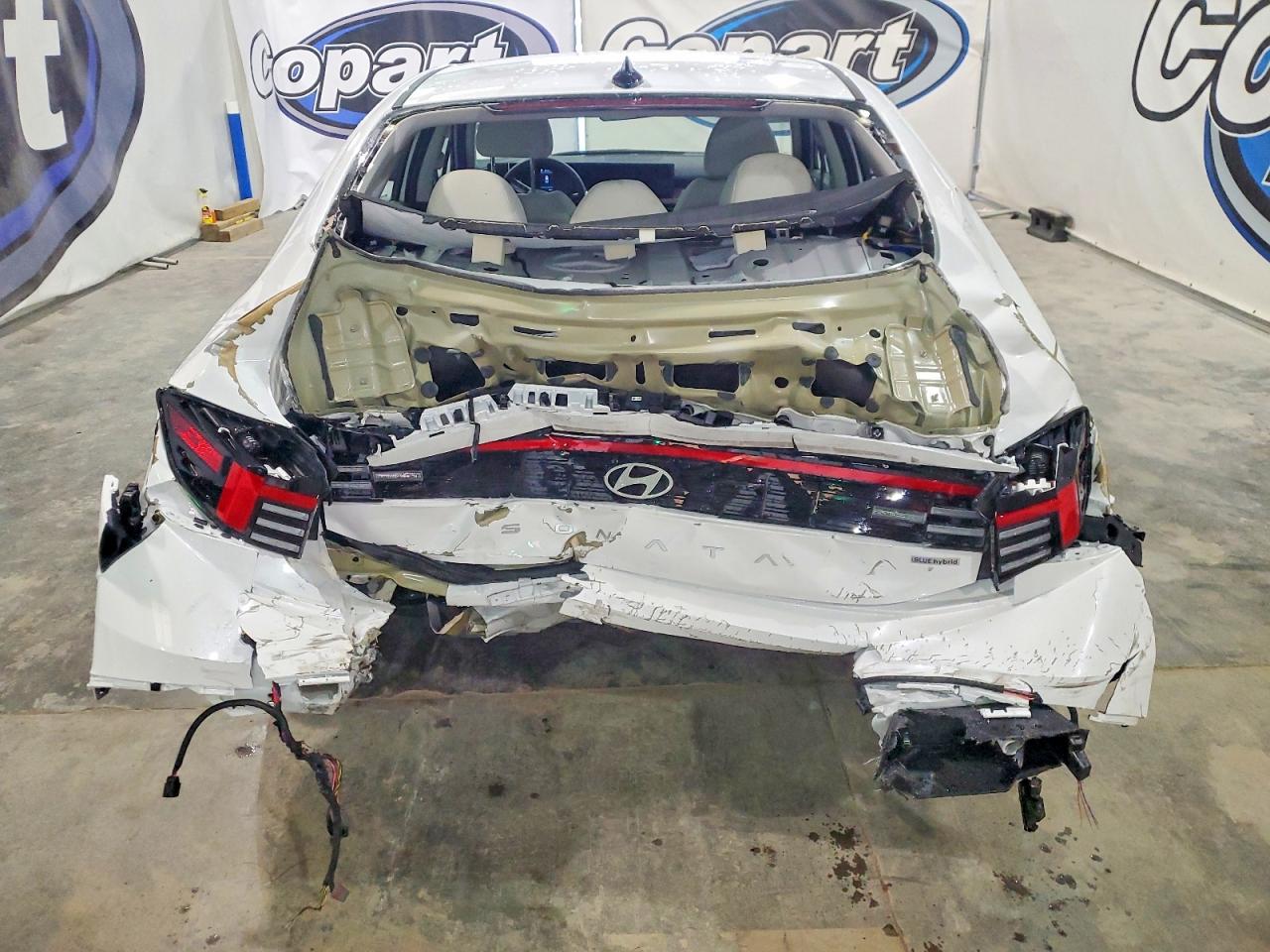 2026 HYUNDAI SONATA HYBRID photo 6