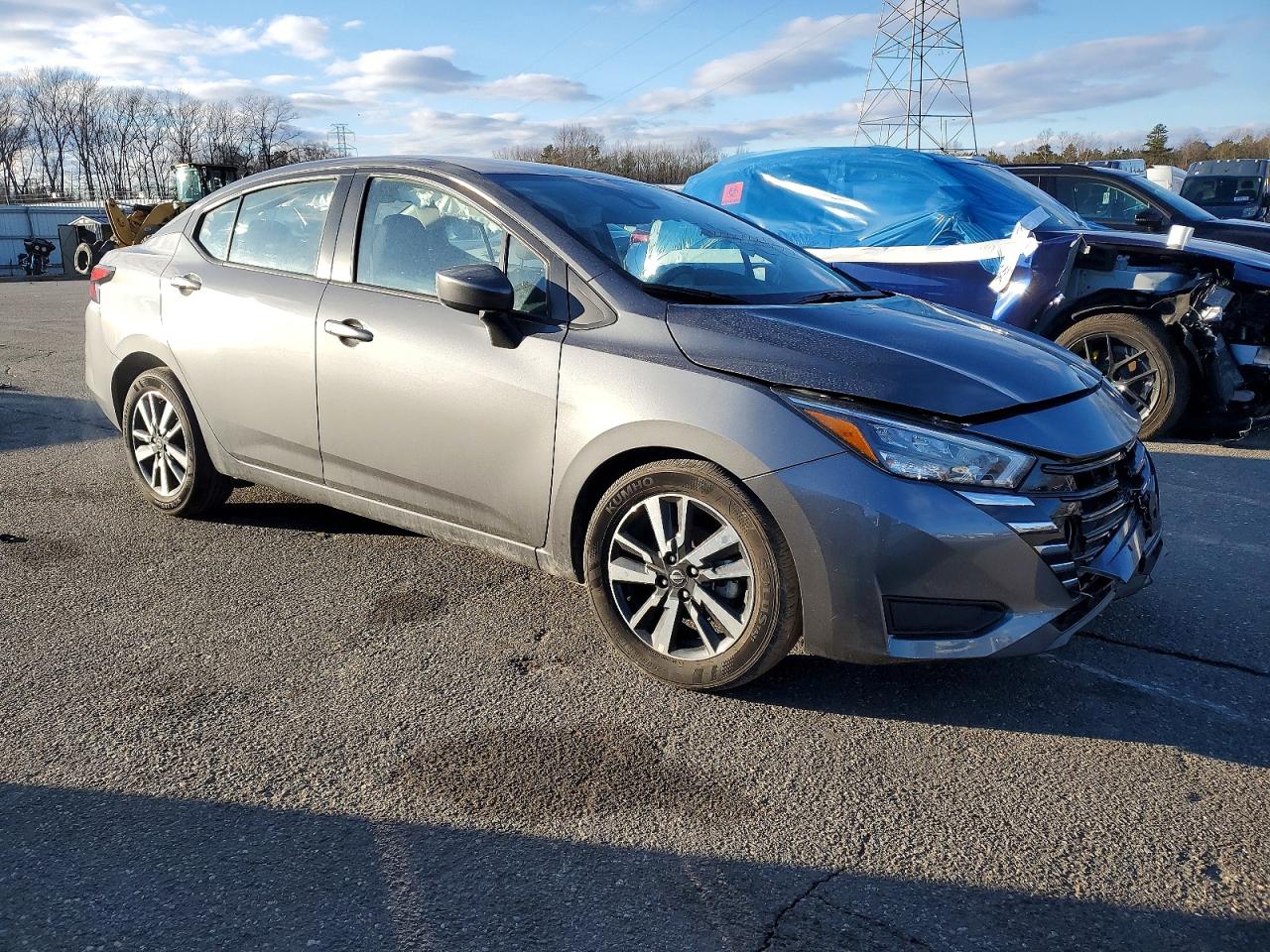 2025 NISSAN VERSA SV photo 7