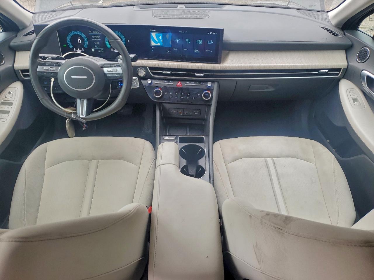 2025 HYUNDAI SONATA HYBRID photo 8