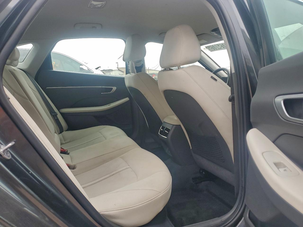 2025 HYUNDAI SONATA HYBRID photo 10