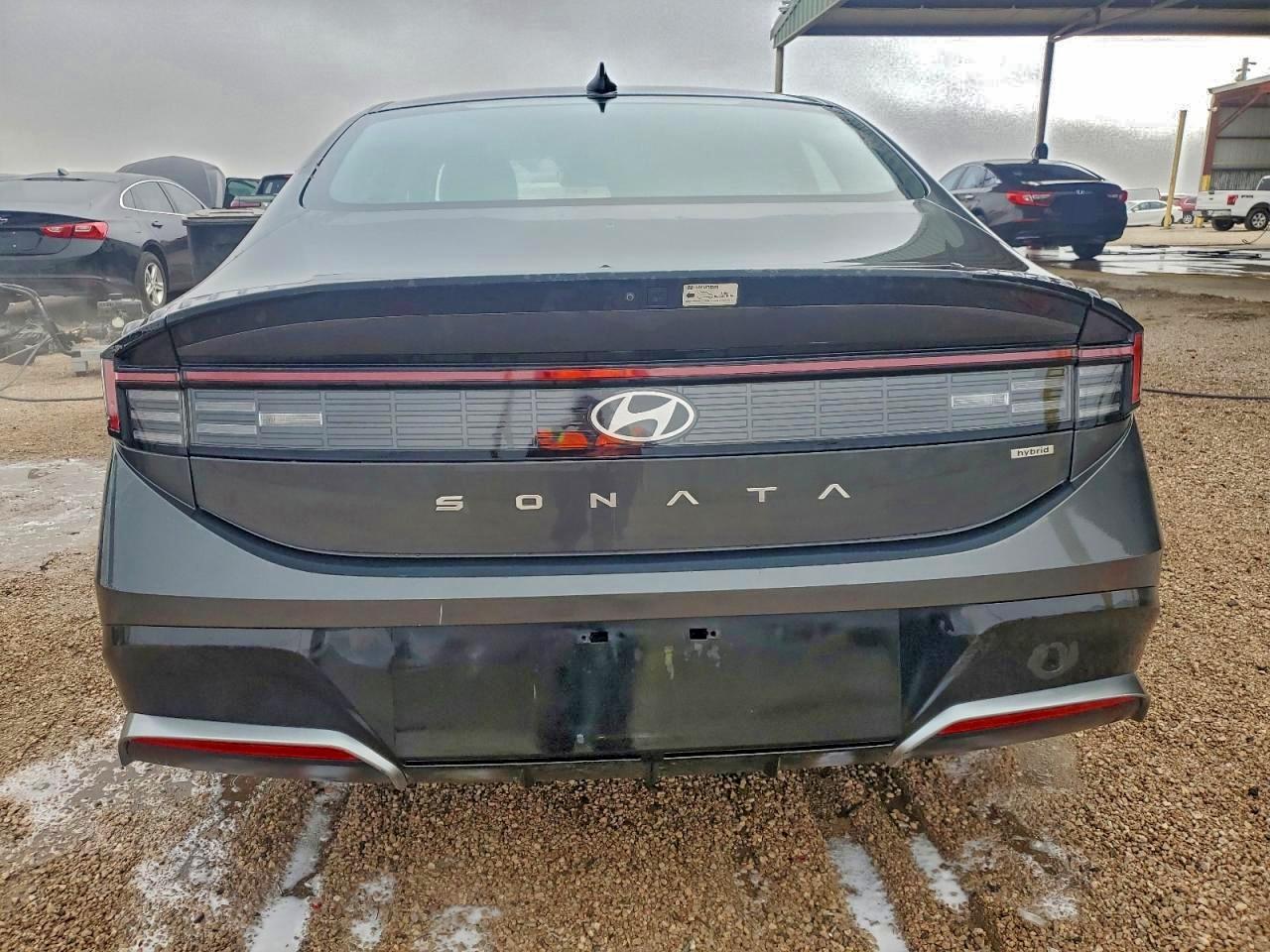 2025 HYUNDAI SONATA HYBRID photo 6