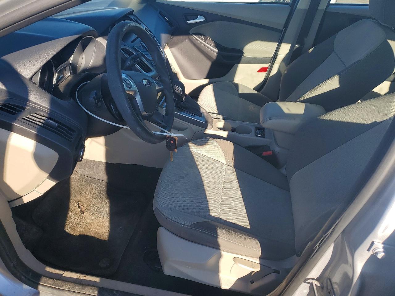 2013 FORD FOCUS SE photo 7