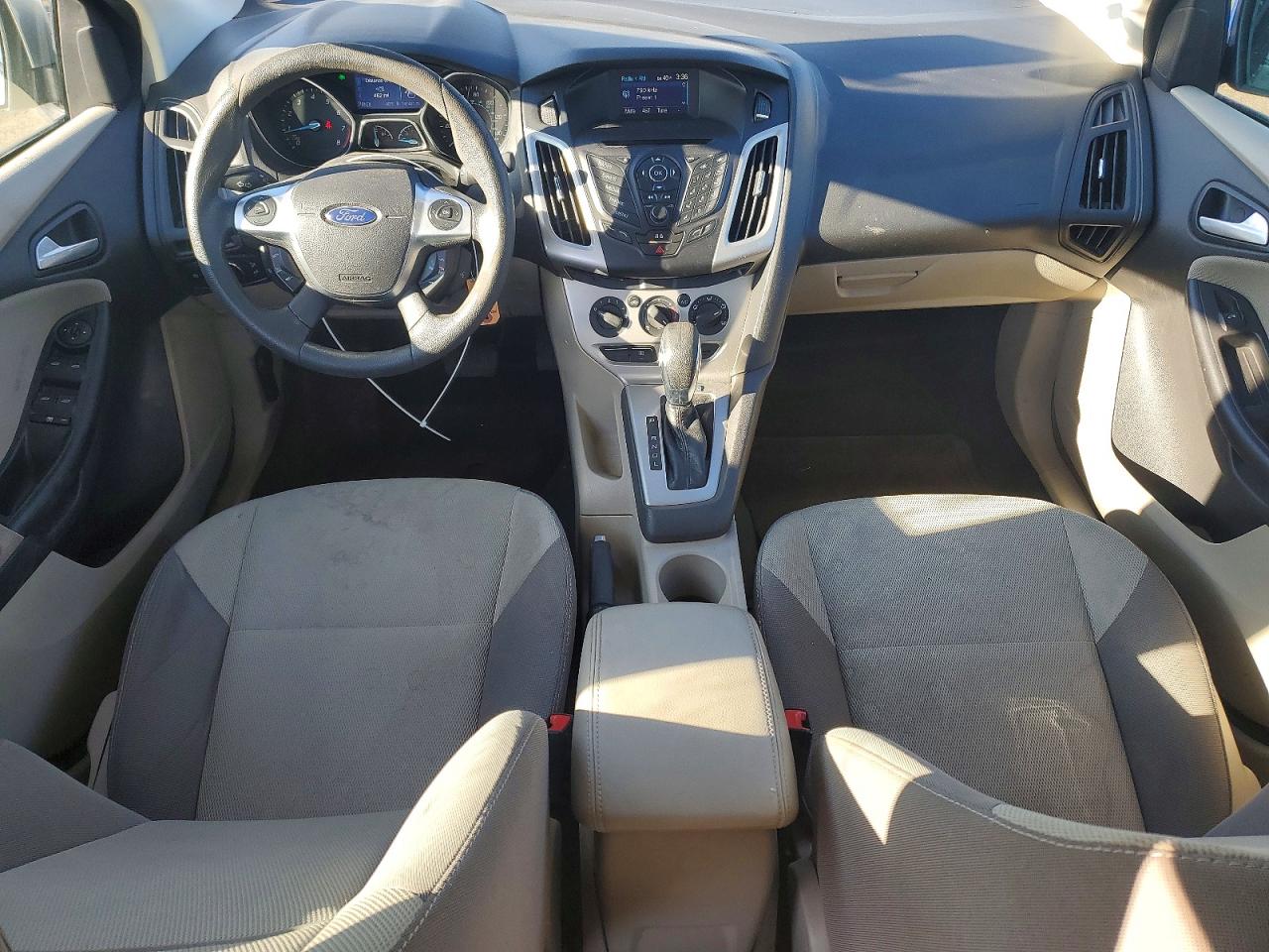 2013 FORD FOCUS SE photo 8