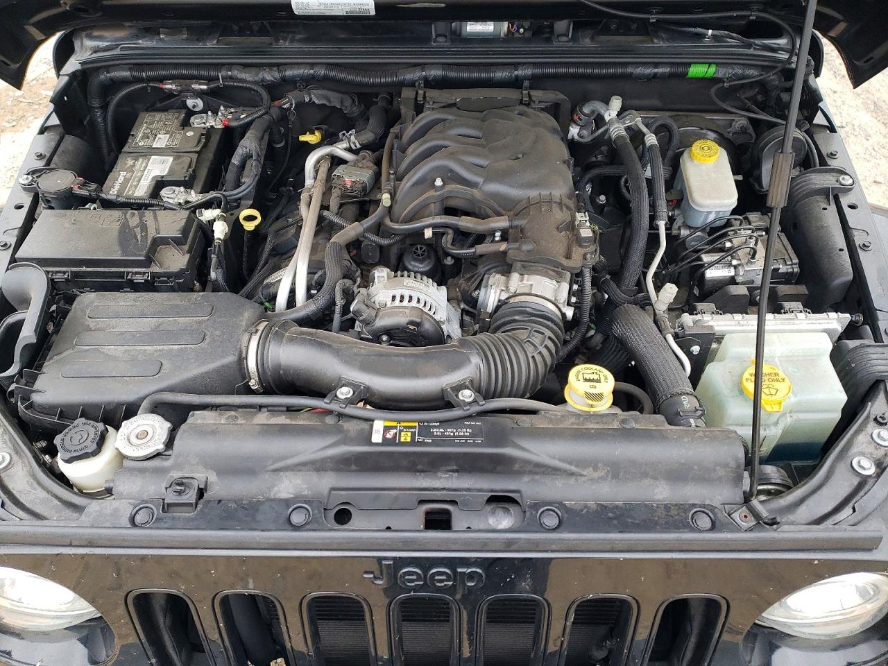 2018 JEEP WRANGLER SAHARA photo 11