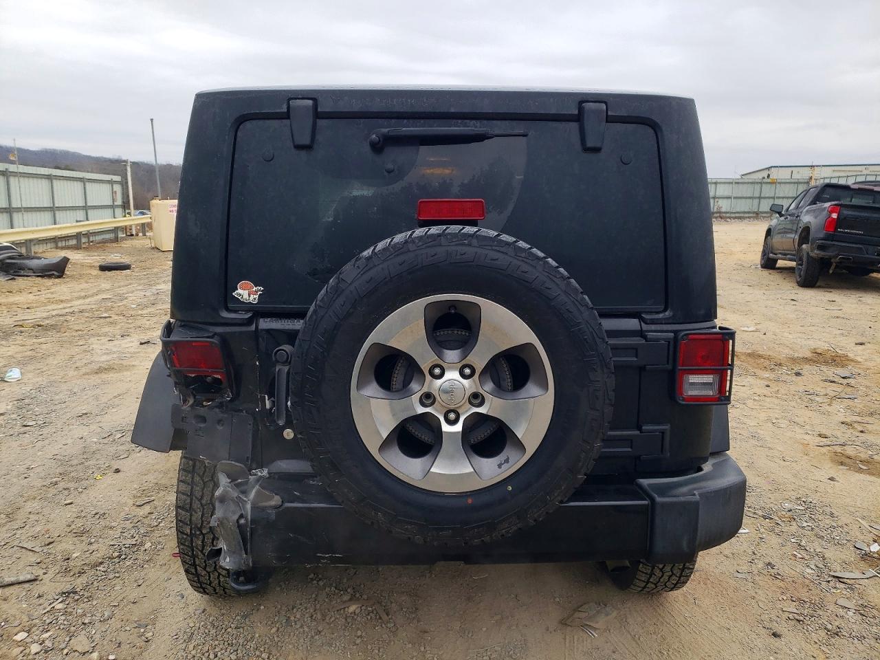 2018 JEEP WRANGLER SAHARA photo 6
