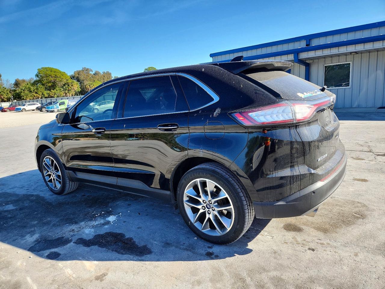 2017 FORD EDGE TITANIUM photo 2