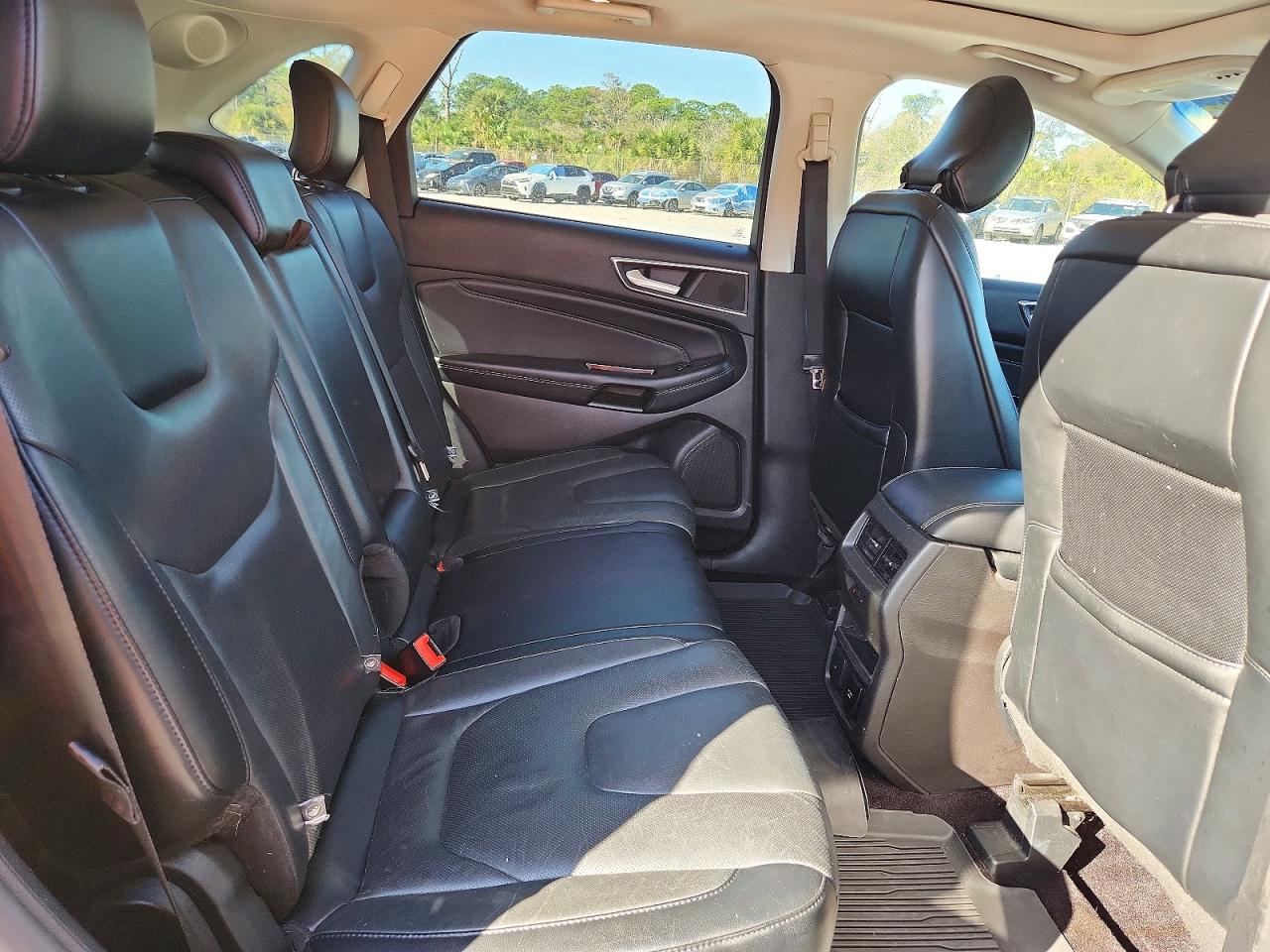 2017 FORD EDGE TITANIUM photo 11
