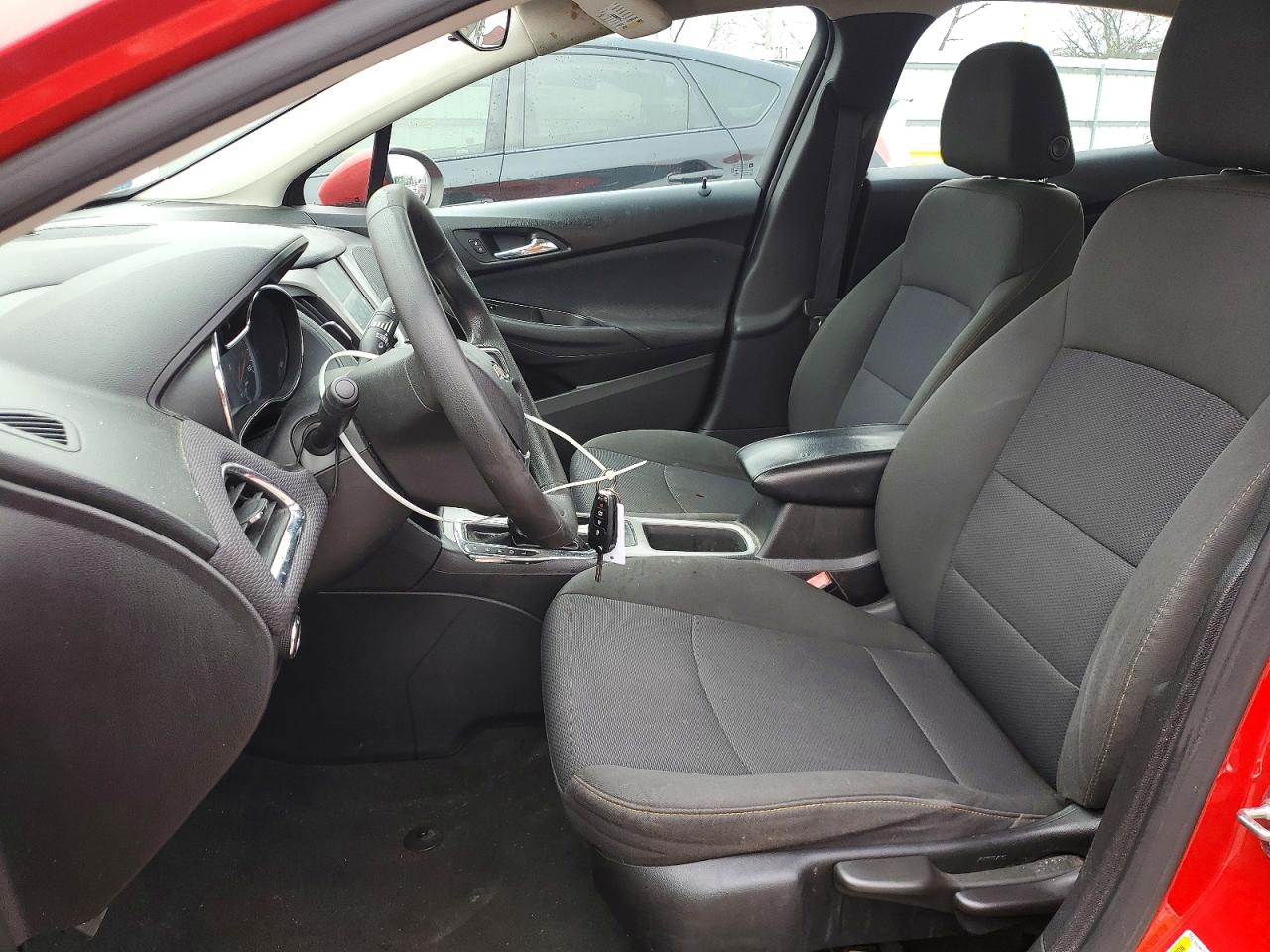 2017 CHEVROLET CRUZE LS photo 7