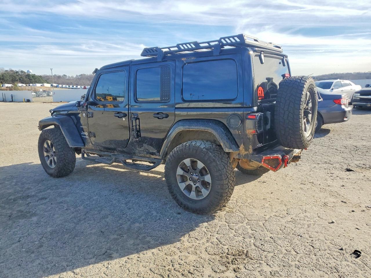 2018 JEEP WRANGLER UNLIMITED SAHARA photo 2