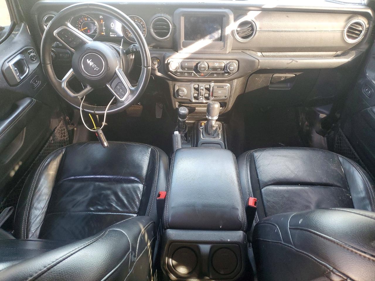 2018 JEEP WRANGLER UNLIMITED SAHARA photo 8