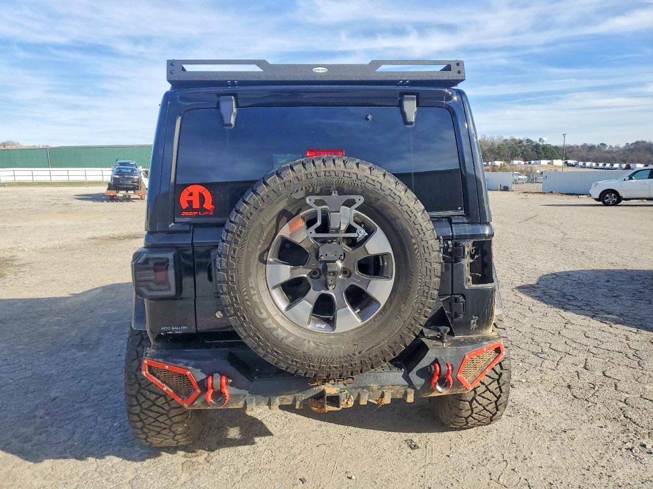 2018 JEEP WRANGLER UNLIMITED SAHARA photo 6