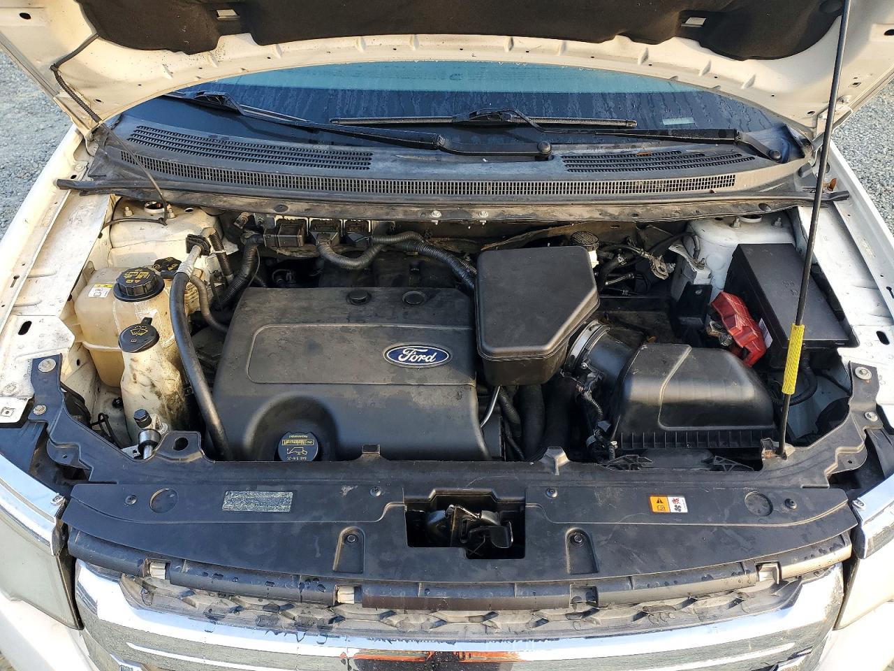 2011 FORD EDGE SEL photo 12