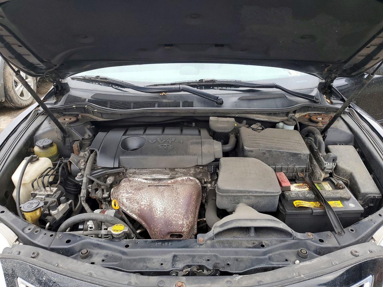 2011 TOYOTA CAMRY BASE photo 11