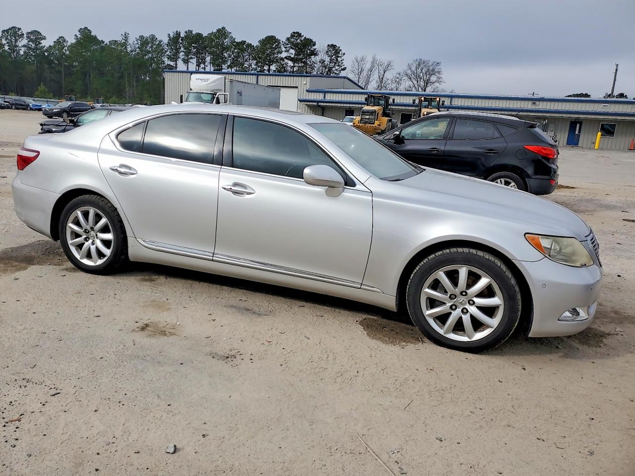 2008 LEXUS LS 460 photo 4