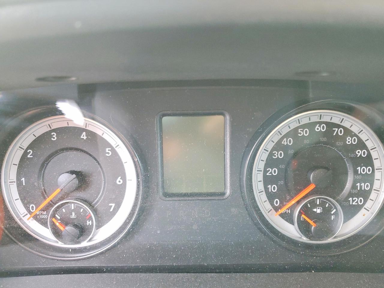 2015 RAM 1500 SLT photo 9